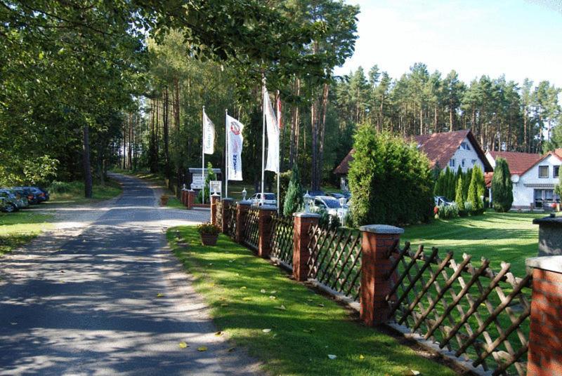 Haus Waldesruh Petersdorf (Mecklenburgische Seenplatte) Exterior foto